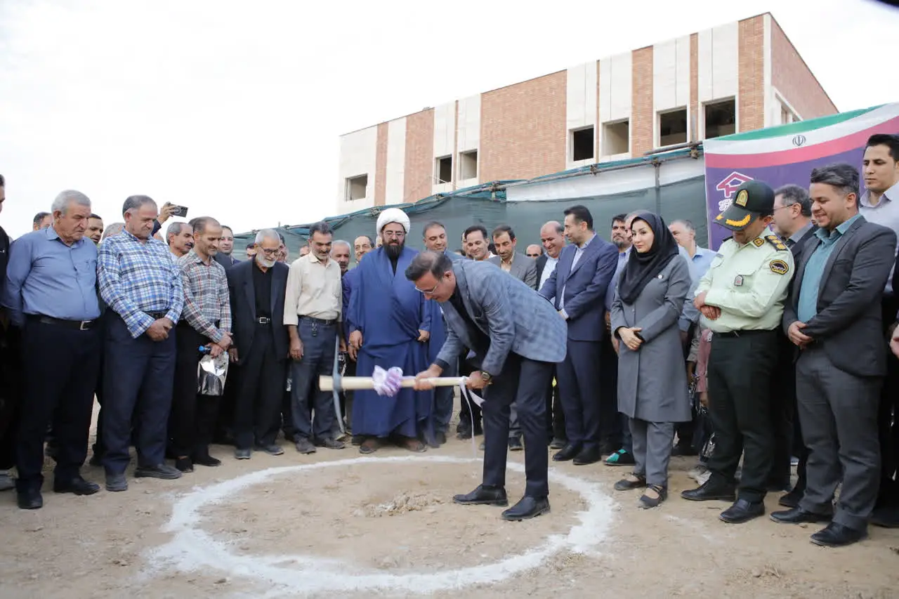 آغاز عملیات احداث درمانگاه عمومی اقلید با هدف ارتقای خدمات سلامت