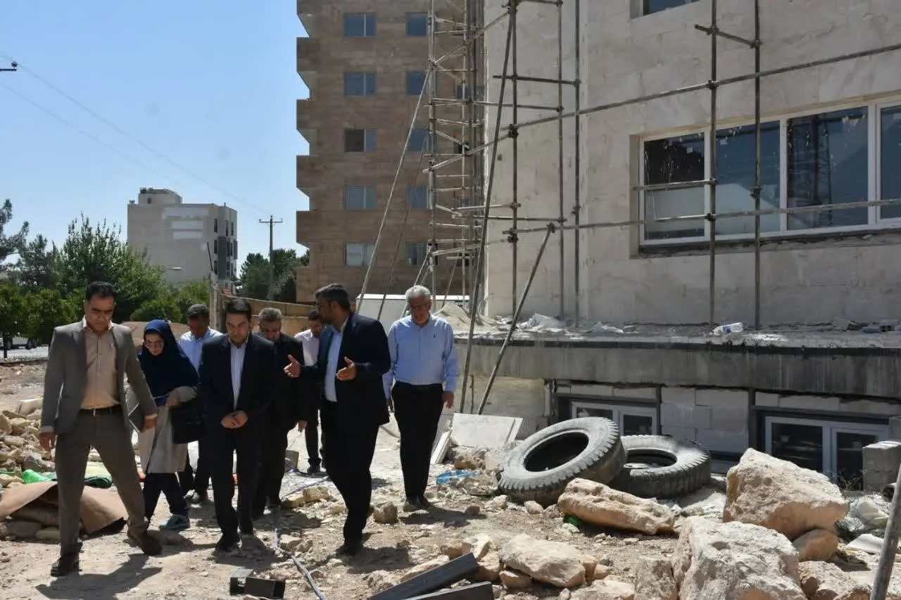 کتابخانه جدید خیابان فال اسیری شیراز آماده بهره‌برداری؛ بزرگ‌ترین کتابخانه جنوب شهر