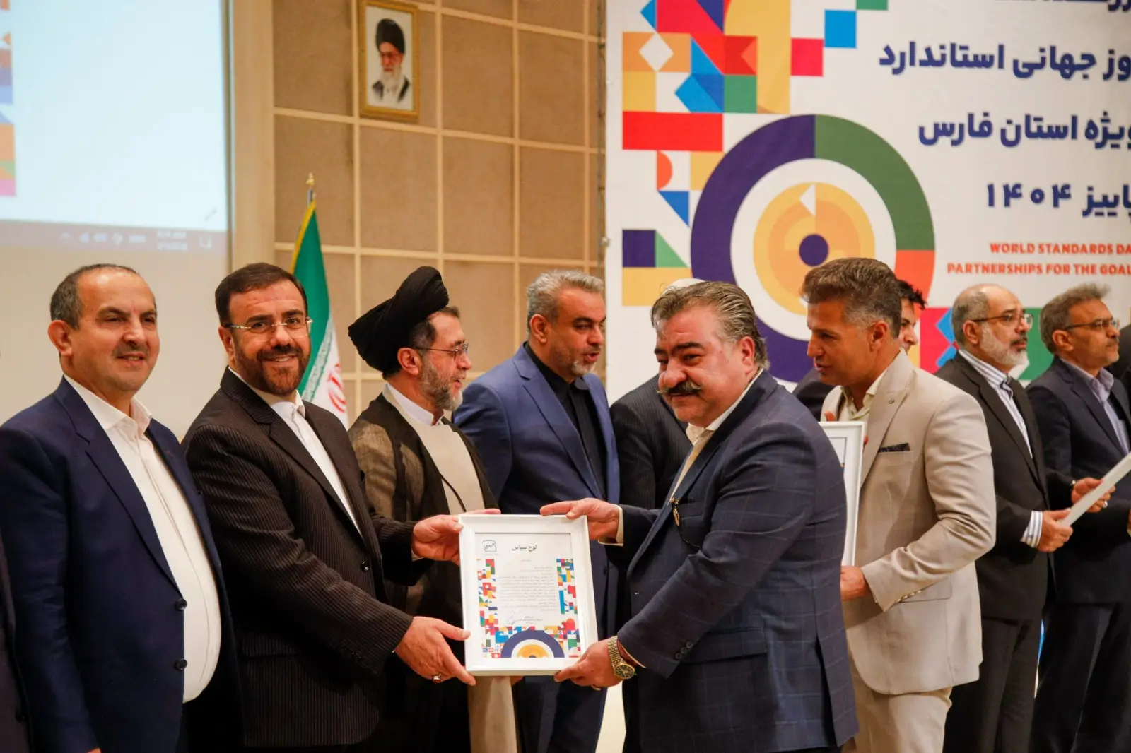 استاندار فارس: استانداردسازی خدمات گردشگری فارس و ارتقاء بهره‌وری، محور اصلی توسعه استان است