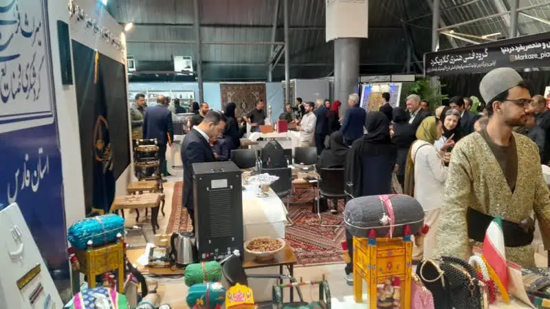 غرفه میراث فرهنگی فارس در اکسپو ۲۰۲۵؛ نمایش هنر و هویت فرهنگی شیراز