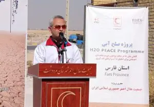 آیین کلنگ‌زنی طرح آبرسانی به محله محمدآباد مرودشت در راستای پروژه صلح آبی کویکا برگزار شد