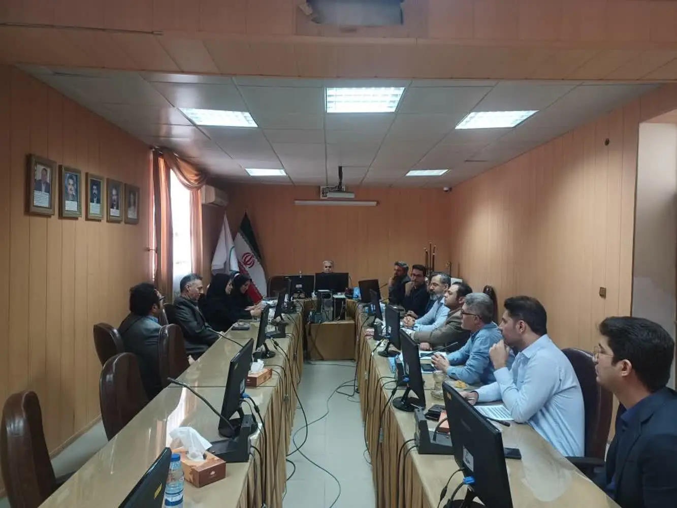 همکاری استاندارد فارس و قطار شهری شیراز برای ایمنی آسانسورها؛ تشکیل تیم مشترک ارزیابی فنی