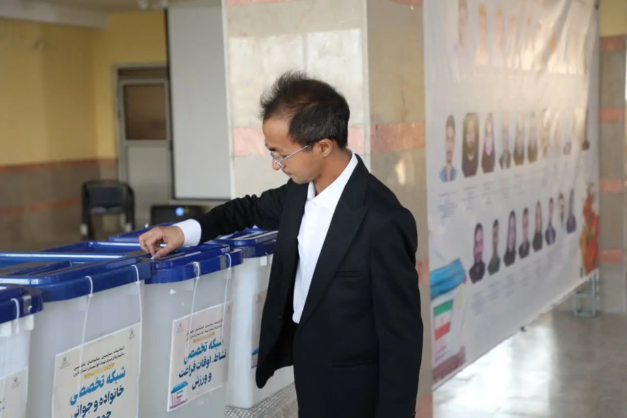 آغاز انتخابات شبکه‌های تخصصی سمن‌های جوانان فارس با حضور ۲۹ نامزد در شیراز