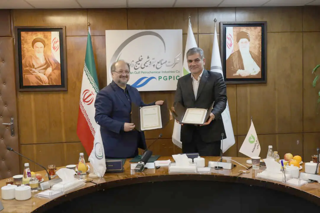 پشتیبانی از تولید با امضای تفاهم‌نامه؛ هلدینگ خلیج فارس و بانک قرض‌الحسنه مهر ایران به هم پیوستند