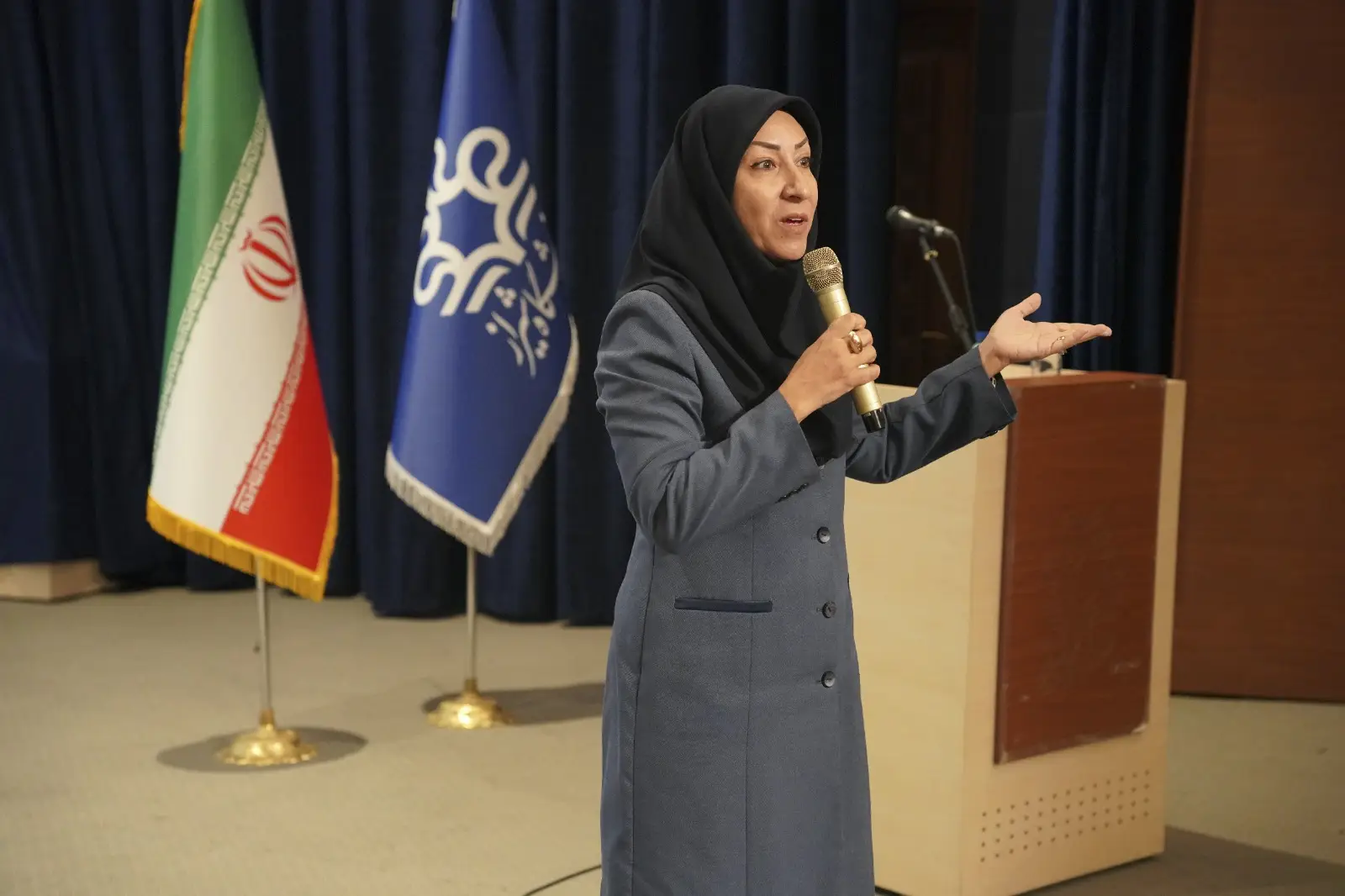 گسترش خدمات مشاوره‌ و ارتقای سلامت روان در دانشگاه شیراز