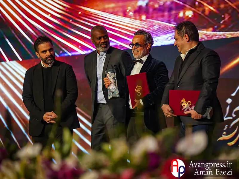 برگزیدگان چهل‌وسومین جشنواره جهانی فیلم فجر معرفی شدند / سیمرغ بلورین در بخش‌های مختلف به برترین‌ها رسید