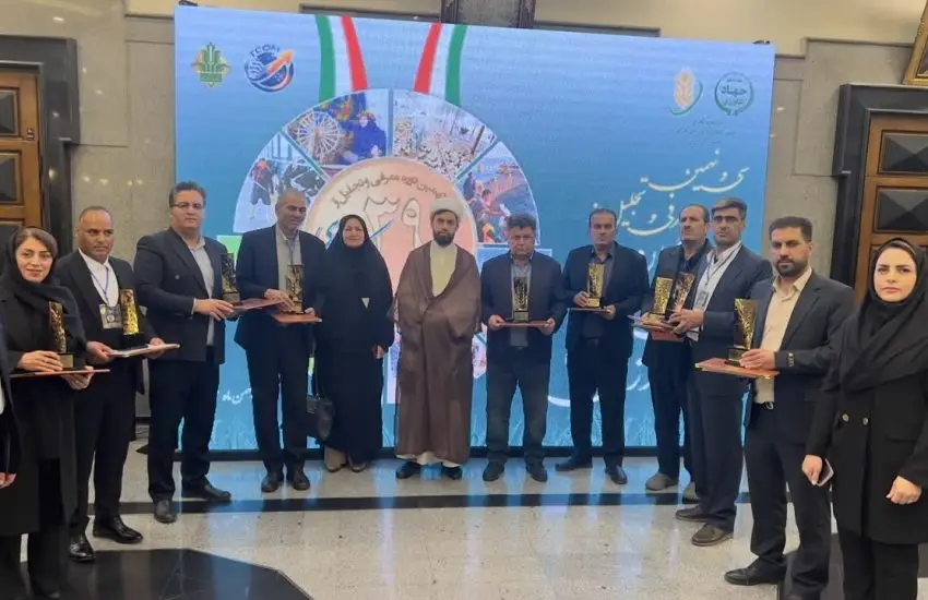 تجلیل از نمونه های ملی بخش کشاورزی فارس