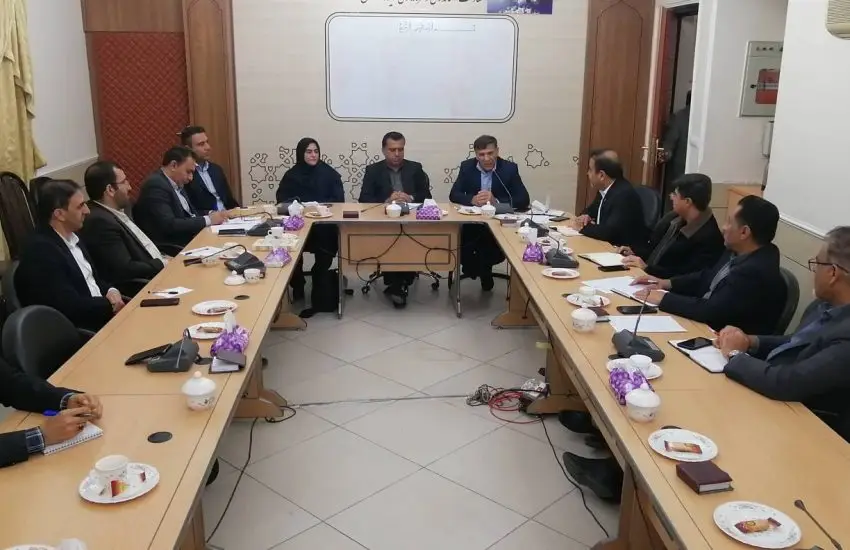 تأکید بر لزوم توسعه فیبر نوری، در جلسه مشترک فرمانداران جنوب فارس با مدیر مخابرات منطقه فارس