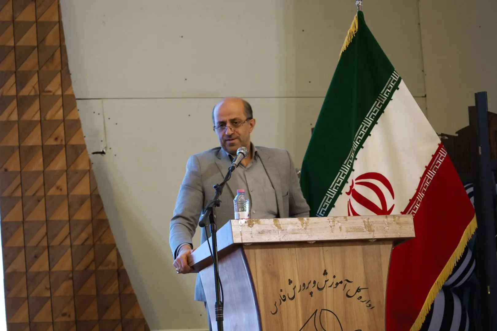 روش های ترکیبی و فعال تدریس جایگزین روش های خشک و انعطاف ناپذیر سنتی می شود