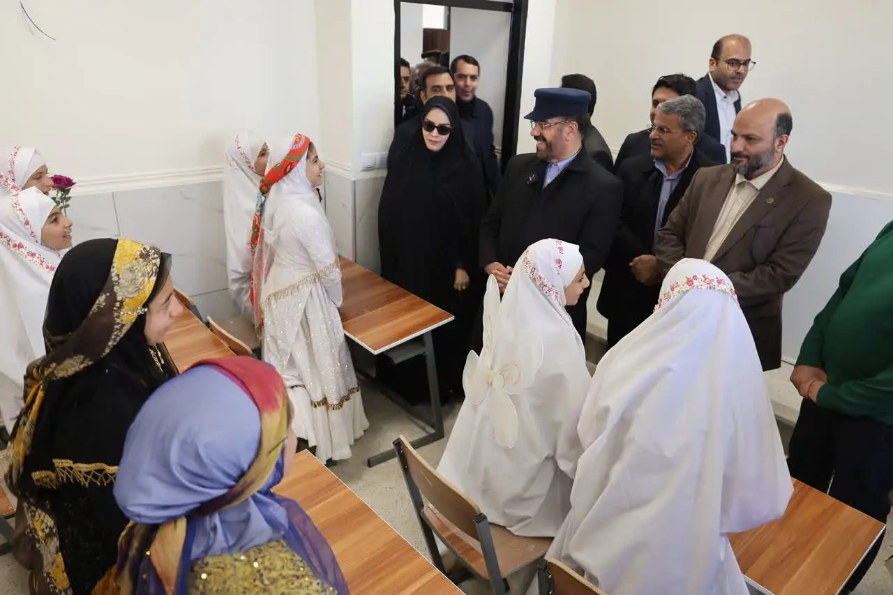 رکورد بی‌سابقه ۱۱۴ هزار میلیارد تومانی افتتاح پروژه‌ در استان فارس