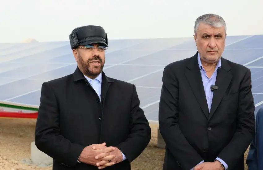 فاز اول نیروگاه خورشیدی فیروزآباد به بهره‌برداری رسید