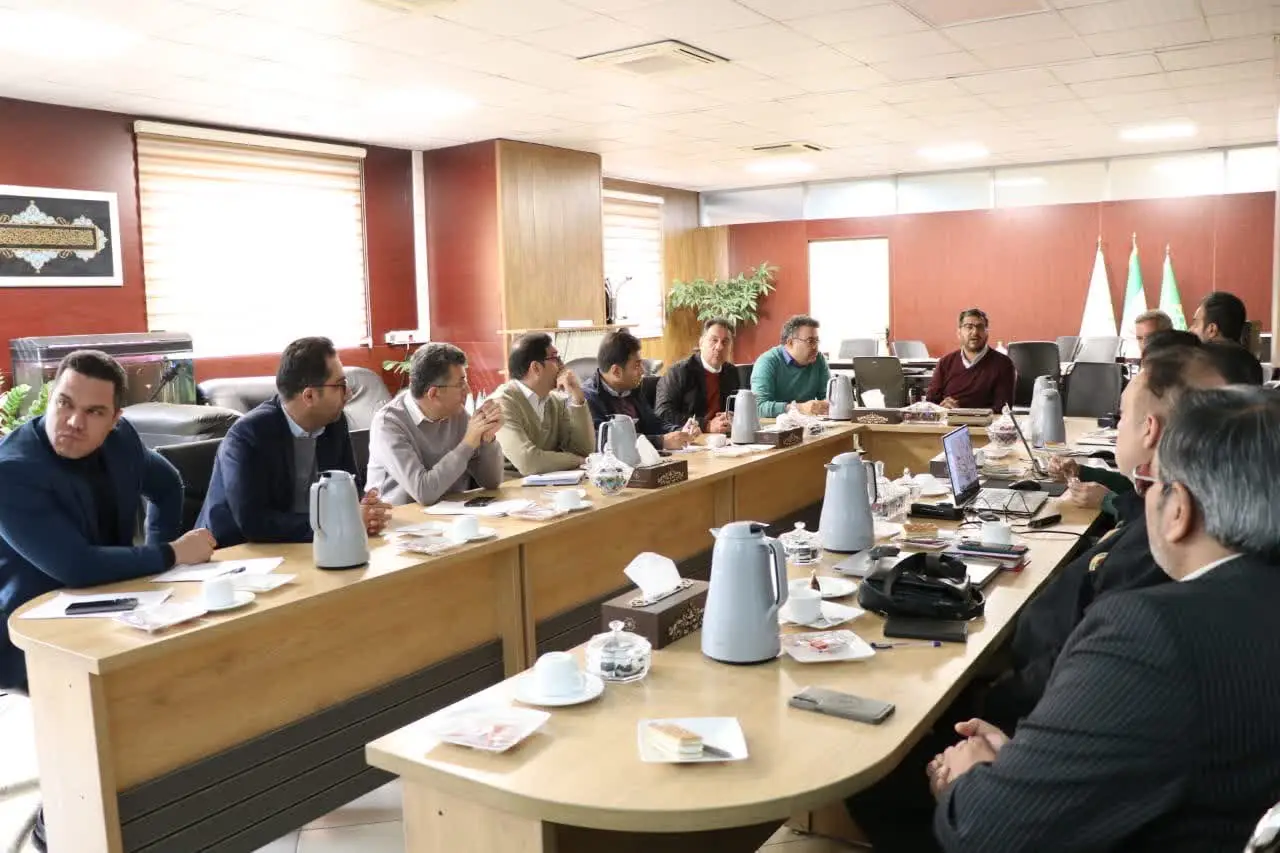 پویش هر روز یک زباله از روی زمین بر می داریم استمرار دارد