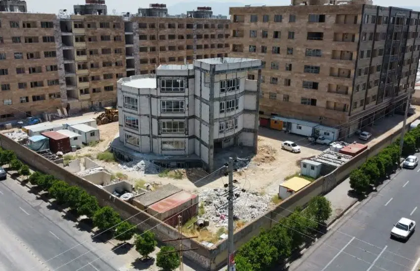 افتتاح ۲۴ پروژه عمرانی، ترافیکی و فرهنگی در منطقه ۱۱ شیراز / کتابخانه «فال اسیری» نماد عدالت فرهنگی جنوب شهر