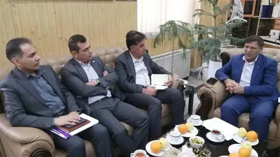 توسعه زیرساخت‌های نوین بانکی با فیبر نوری؛ نتیجه دیدار مدیران مخابرات فارس و بانک ایران ‌زمین