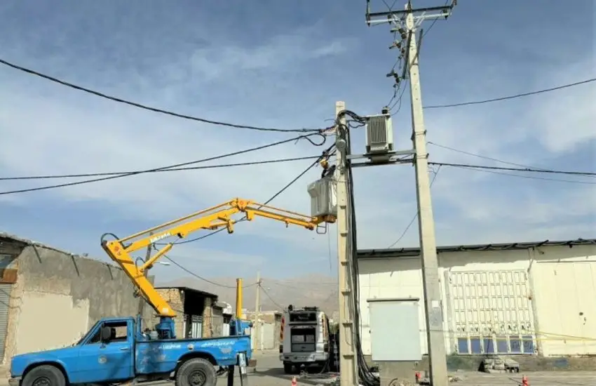 تعمیرو بازسازی ۱۸۸ دستگاه ترانسفورماتوربرق معیوب از ابتدای سال جاری تاکنون