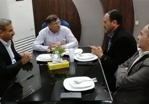 دیدار فرماندهان نظامی شیراز با مدیر مخابرات منطقه فارس در راستای توسعه همکاری‌ها