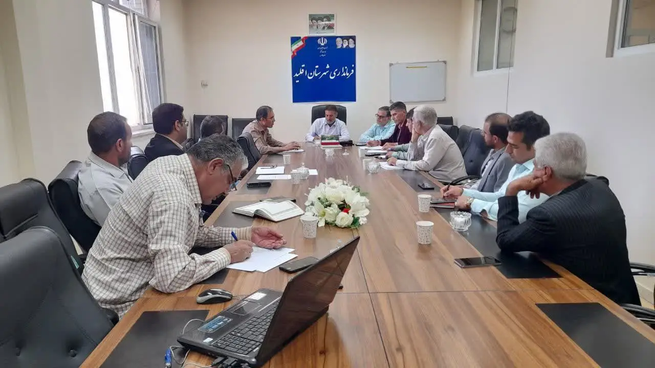 احیای تالاب کافتر در گرو شکستن خاکریزهای غیرمجاز و توقف تخلیه نخاله