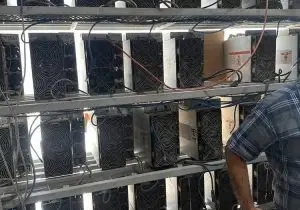 ۲۰۱ ماینر غیرمجاز در یک واحد صنعتی مرودشت کشف شد