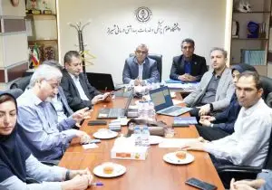 هشدار دانشگاه علوم پزشکی شیراز درباره افزایش رفتارهای خودآسیب‌رسان در جوانان/ تأکید بر نقش مشاوران