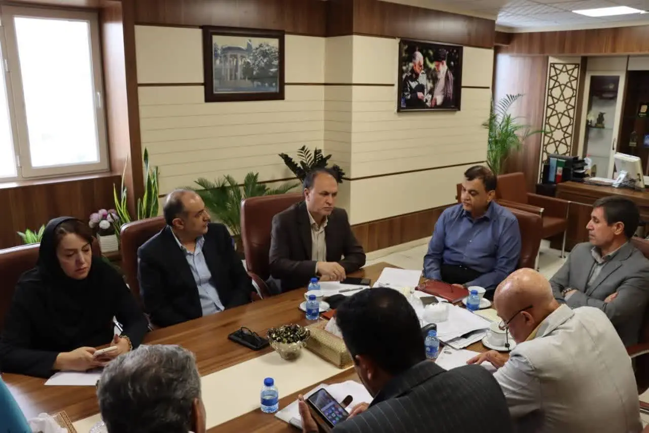 تکمیل بیمارستان ۳۲۰ تختخوابی تأمین اجتماعی؛ مطالبه کارگران و بازنشستگان فارس از وزیر کار