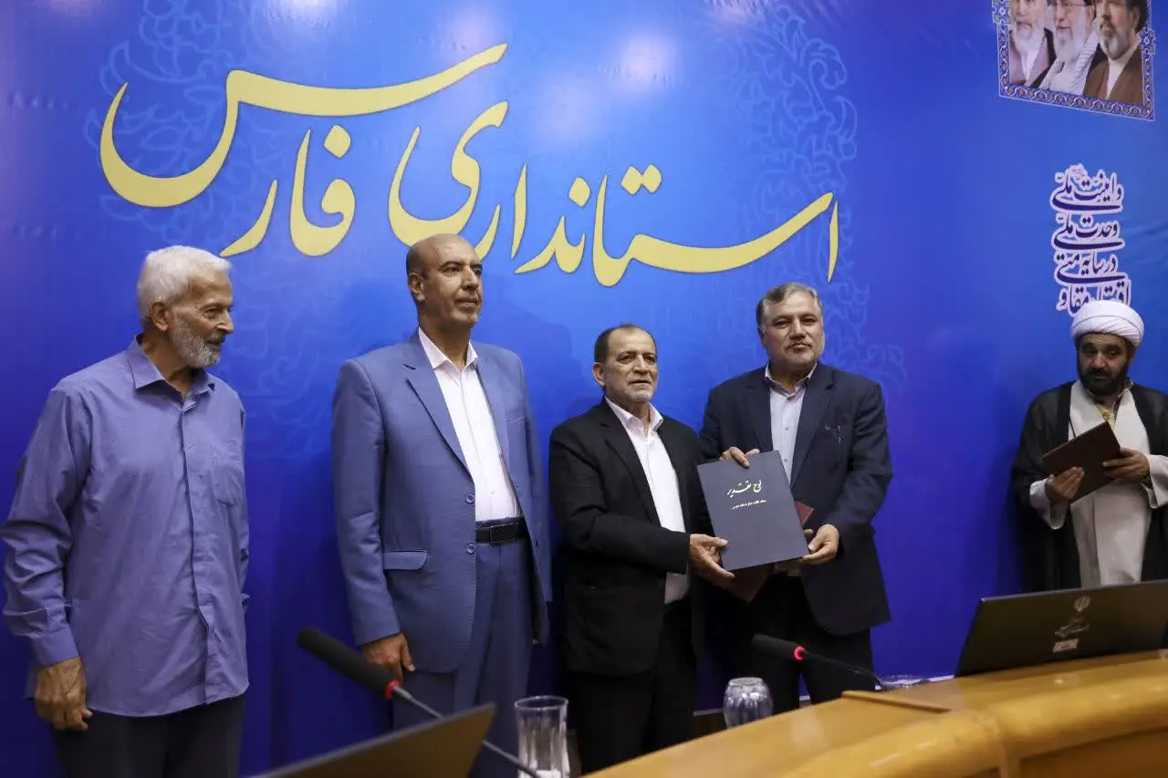 درخشش کمیته امداد امام خمینی (ره) فارس در حوزه ترویج فرهنگ نماز طی دو سال متوالی