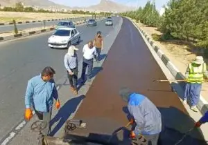 آغاز اجرای آسفالت حفاظتی در شیراز