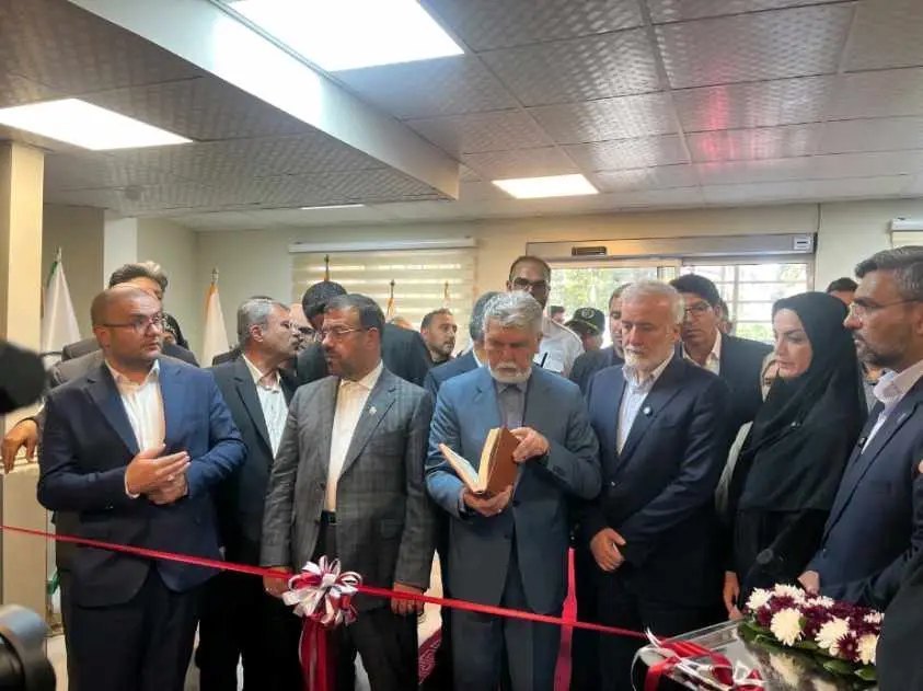کتابخانه «فرشتگان میناب» با حضور وزیر فرهنگ در شیراز افتتاح شد
