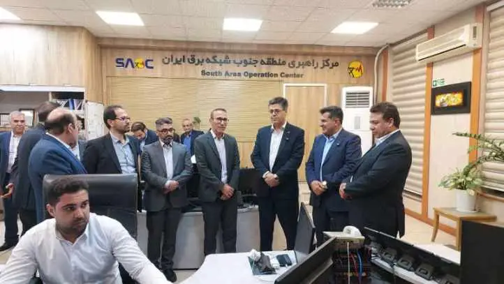 سفر راهبردی مدیرعامل توانیر به فارس؛ از تجلیل بازسازی جهادی پست گویم تا توسعه نیروگاه‌های خورشیدی